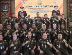 Kajati Sulsel Apresiasi Kinerja Seluruh Jajarannya