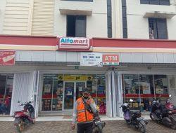 Minimarket Alfamart Membuang Sampah dan Limbahnya ke Sungai Pattene