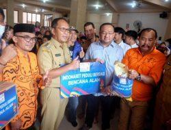 Danny Pomanto Bareng Indomaret Salurkan Bantuan ke Pengungsi Al Abrar Alauddin