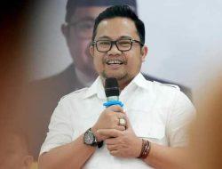 Kelakuan Darmawangsyah Muin, Politisasi Reses dengan Janji Aspal Jalan