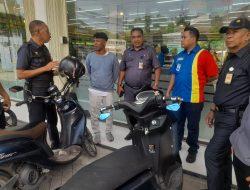 Perumda Parkir Makassar Tertibkan Jukir Liar di Pelataran Indomaret