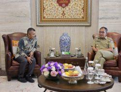 Danny Pomanto Tandatangani MoU Layanan Publik Perbankan dengan Bank Mandiri