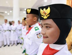 Danny Pomanto Kukuhkan Pasukan Pengibar Bendera Pusaka Kota Makassar 2023