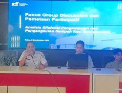 Kepala seksi Kecamatan Biringkanaya membuka kegiatan  FGD Dan Partisipasi Studio Analisis Episiansi Pengumpulan Dan Pengangkutan Sampah