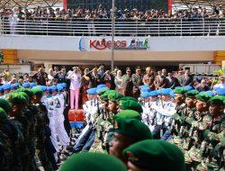 Hadiri Parade dan Defile, Danny Pomanto Bangga Lihat Kekompakan TNI dan Rakyat
