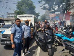 Biang Kemacetan, TRC Perumda Parkir Makassar Tertibkan Parkiran di Jalan Mesjid Raya