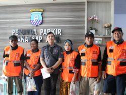 Rompi, Id card dan Karcis Tanda Jukir Resmi Perumda Parkir Makassar