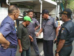 Perumda Parkir Makassar Razia Jukir Liar di Jalan Kartini -Sudirman