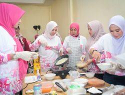 Cooking Class B2SA, Fadliah Firman dan Istri Wali Kota Se-Indonesia Kompak Masak Olahan Ikan