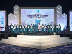 Momentum HKG PKK ke-52, 15 Kader Terbaik Makassar Terima Pin Emas dari Indira Yusuf Ismai