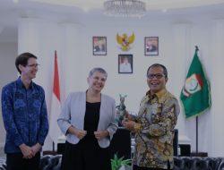 Danny Pomanto dan Dubes Australia Penny Williams Bahas Kerja Sama Pengurangan Emisi Karbon