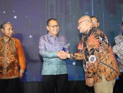 Danny Pomanto Raih Penghargaan Pariwisata dan Pelestarian Budaya pada Apresiasi Tokoh 2024 Tempo Media