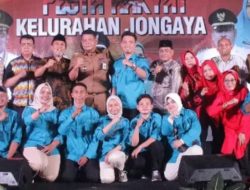Camat Tamalate Bersama Sekcam Hadiri Malam Pesta Rakyat Tingkat Kelurahan Jongaya