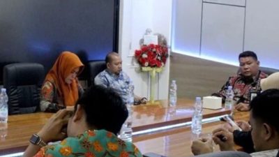Camat Tamalate Didampingi Sekcam Gelar Rakor Evaluasi Kinerja dan Optimalisasi Pelayanan