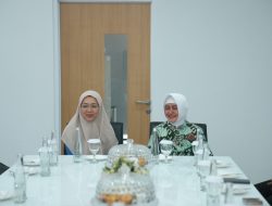 Sinergi untuk Kemajuan: Indira Yusuf Ismail dan Melinda Aksa Berdiskusi di TP PKK Makassar