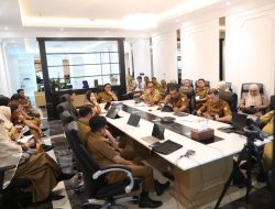 Rakor Bersama KPK, Pj Sekda Irwan Adnan Komitmen Pemkot Makassar Dalam Pengelolaan APBD dan Pengadaan Barjas