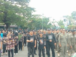 Sinergi Bersihkan Kota: Kodim 1408 dan Pandawa Pattingalloang Kompak Tertibkan Pasar Terong