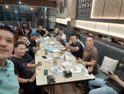 Keluaraga Besar Ormas Pandawa Pattingalloang Bersama Dirut PT. Sawara Gelar Makan Malam