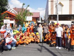 Melinda Aksa Dorong Peran Ibu-ibu Jadi Garda Depan Pengelolaan Sampah